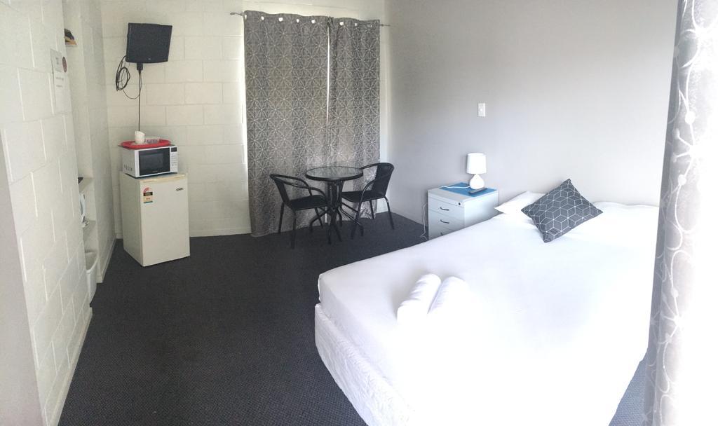 Oonoonba Hotel Motel Townsville Eksteriør bilde